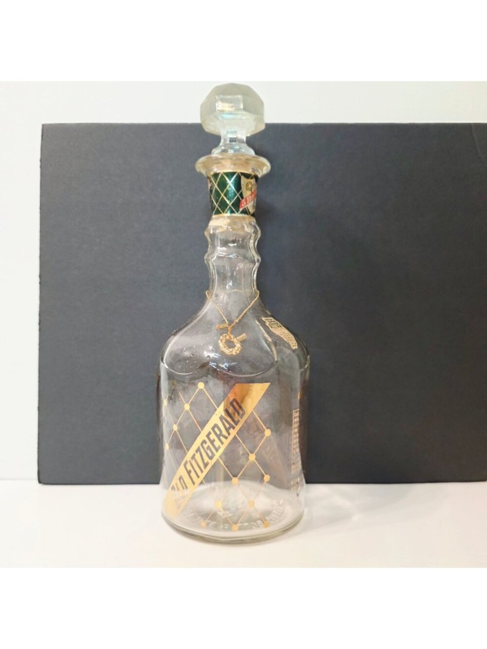 Vintage Old Fitzgerald Glass Decanter Bottle With Stopper Gold Diamond Pattern